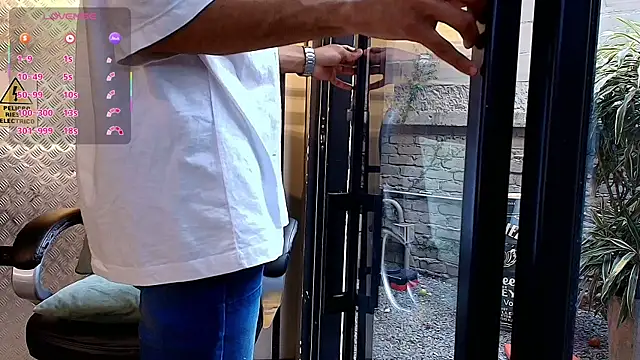 MarcusRain  online show from September 13, 2025, 8:19 pm