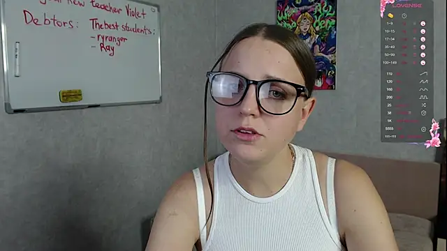 Violetwin online show from October 16, 2025, 5:25 pm