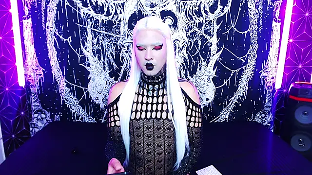Snapshot of naomi_satan chatting on May 19, 2026, 11:55 pm naomi satan online show from May 19, 2026, 11:55 pm