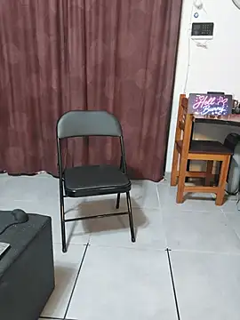 Snapshot of Hollbunny_Voxi chatting on July 24, 2026, 5:55 pm Hollbunny Voxi online show from July 24, 2026, 5:55 pm