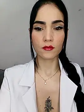 jamila zair online show from October 22, 2025, 1:11 pm