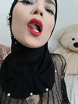 jamila zair online show from July 28, 2026, 8:52 pm