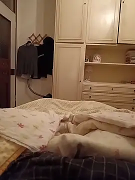 Empi19cm online show from April 16, 2026, 1:06 am