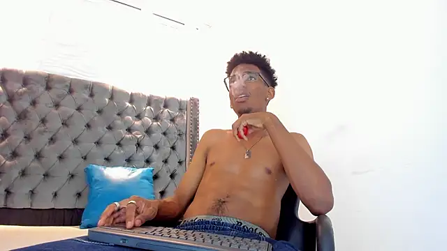 nero reyd online show from September 27, 2025, 8:03 pm