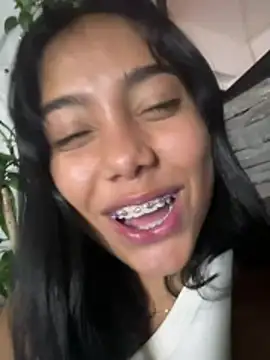 Snapshot of Milaa_Star_ chatting on August 1, 2026, 5:50 am Milaa Star online show from August 1, 2026, 5:50 am