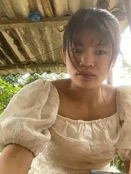 Ngoc 2k5 online show from October 3, 2025, 2:41 am