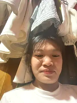 Ngoc 2k5 online show from October 13, 2025, 3:17 am