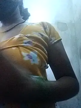 baddy8008 online show from September 21, 2025, 7:10 am