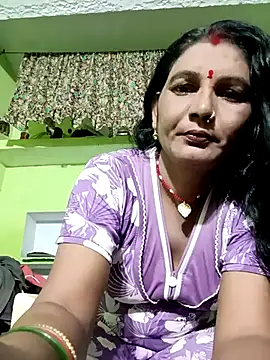 Snapshot of ZIVAA chatting on July 10, 2026, 4:17 am ZIVAA online show from July 10, 2026, 4:17 am