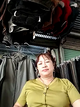 Snapshot of Baby-ladysweets20 chatting on September 12, 2025, 12:55 am Baby-ladysweets20 online show from September 12, 2025, 12:55 am