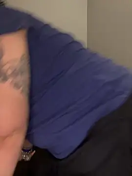 dieseldame1313 online show from November 12, 2025, 1:17 am