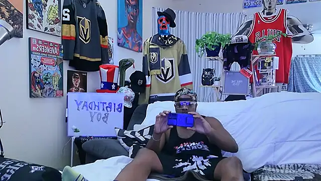 Str8ishVegasGuy online show from October 21, 2025, 8:31 pm