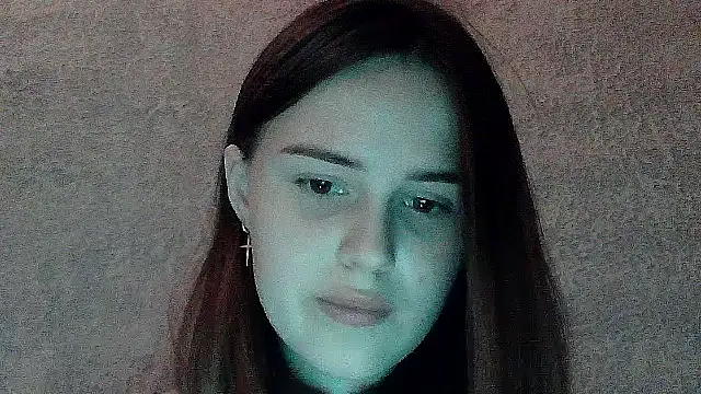 SweetLoraa online show from November 18, 2025, 2:32 pm