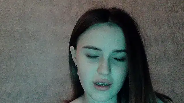 SweetLoraa online show from March 7, 2026, 8:17 pm