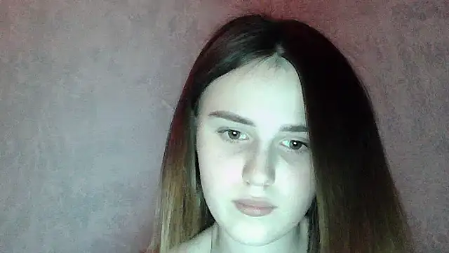 SweetLoraa online show from March 14, 2026, 10:04 pm