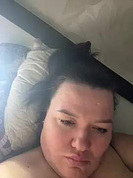 SunnyLeila2101 online show from March 1, 2026, 8:11 pm