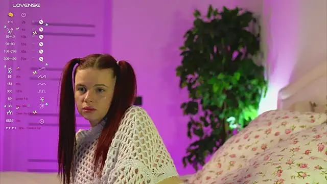 ambershoney online show from October 21, 2025, 6:52 pm