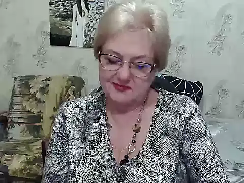 Renata62011 online show from May 28, 2026, 6:49 pm