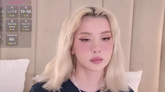 Nesolla online show from September 11, 2025, 1:33 pm