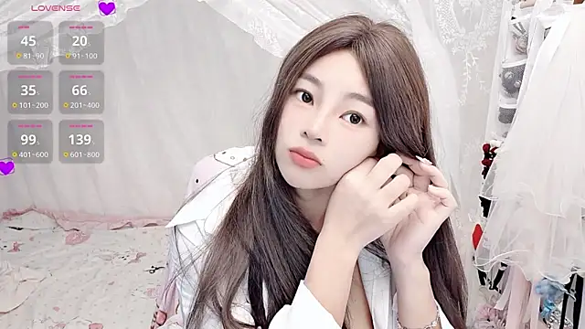 9aunatiis online show from February 14, 2026, 7:10 pm