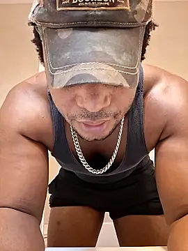 KeYBuMp323 online show from October 2, 2025, 2:35 pm