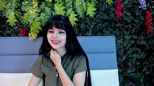 Dita von2 online show from October 9, 2025, 12:36 pm