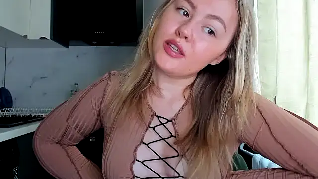 SunshineEmma online show from October 5, 2025, 11:52 am