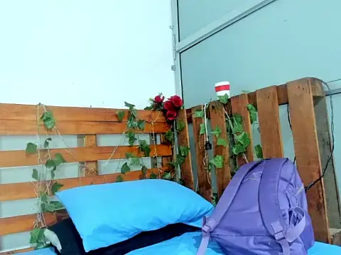 cris dulce online show from March 13, 2026, 1:01 am