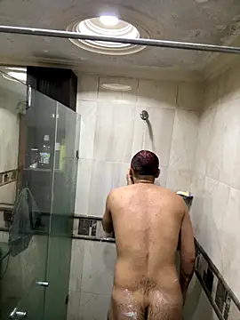   Damian    online show from September 13, 2025, 10:31 pm