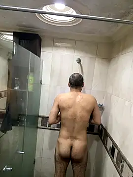   Damian    online show from October 19, 2025, 9:48 pm