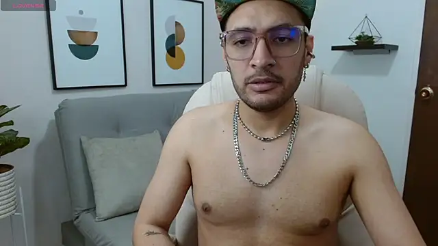   Damian    online show from November 9, 2025, 11:03 pm