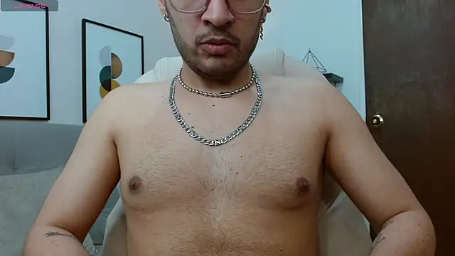   Damian    online show from November 17, 2025, 11:10 pm