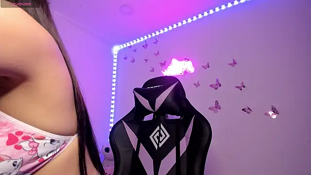 tiffany sofia 1 online show from December 2, 2025, 8:59 pm