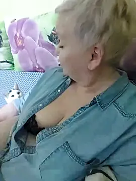 ForgeMeNot51 online show from February 24, 2026, 5:38 am