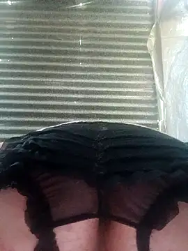 Snapshot of Canuseemeray chatting on October 28, 2025, 3:25 pm Canuseemeray online show from October 28, 2025, 3:25 pm