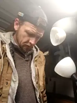 Snapshot of Canuseemeray chatting on February 4, 2026, 6:36 pm Canuseemeray online show from February 4, 2026, 6:36 pm