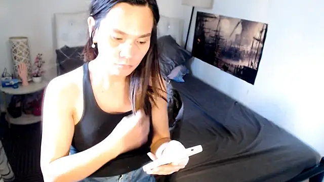 NinaDOM4CUM online show from June 2, 2026, 2:13 am