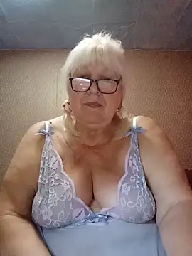Snapshot of Alexia64231 chatting on July 17, 2026, 1:56 am Alexia64231 online show from July 17, 2026, 1:56 am