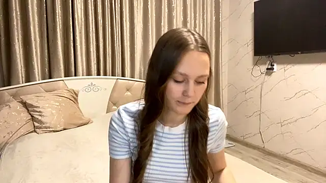 SoSweetGirl online show from October 8, 2025, 1:09 pm