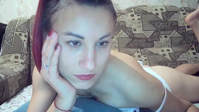 kiss lovely  online show from October 7, 2025, 8:39 pm