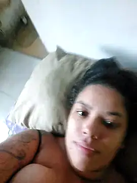 biancaalvess online show from February 11, 2026, 11:37 am