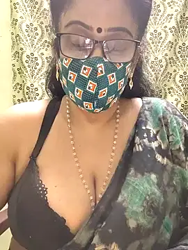 sweet-lotus online show from October 7, 2025, 6:16 pm