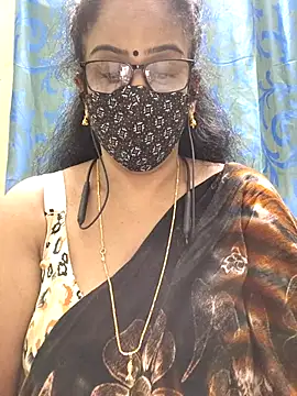 sweet-lotus online show from February 1, 2026, 1:04 am