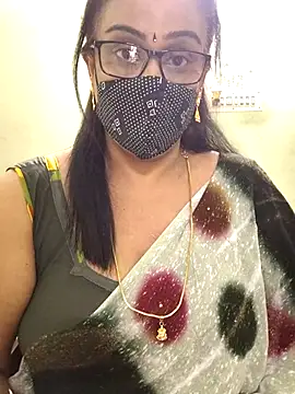 sweet-lotus online show from April 3, 2026, 6:44 am