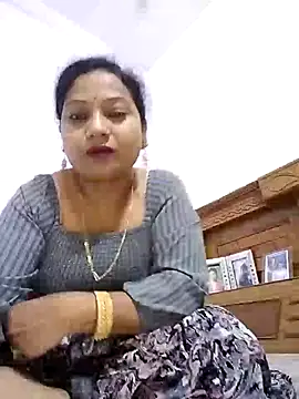 Snapshot of Cute-Janvi20 chatting on October 15, 2025, 7:52 am Cute-Janvi20 online show from October 15, 2025, 7:52 am