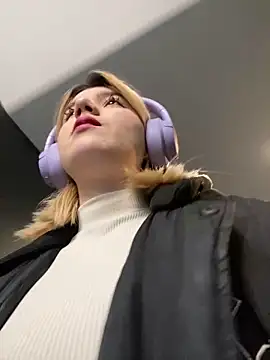 Cherry   Blossom online show from October 5, 2025, 10:02 am