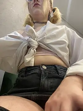 Cherry   Blossom online show from December 20, 2025, 10:11 am