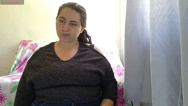 victoriadaniela online show from July 7, 2026, 3:16 pm