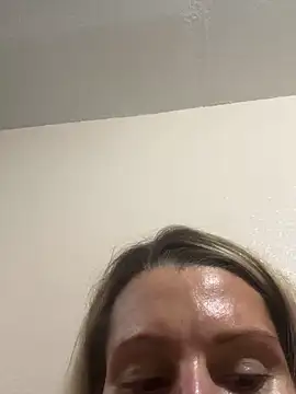 BaddieBossXX2 online show from November 25, 2025, 6:02 am