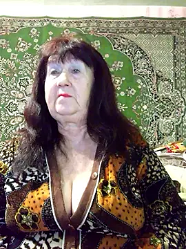 CrystalLime6411 online show from January 14, 2026, 4:51 am